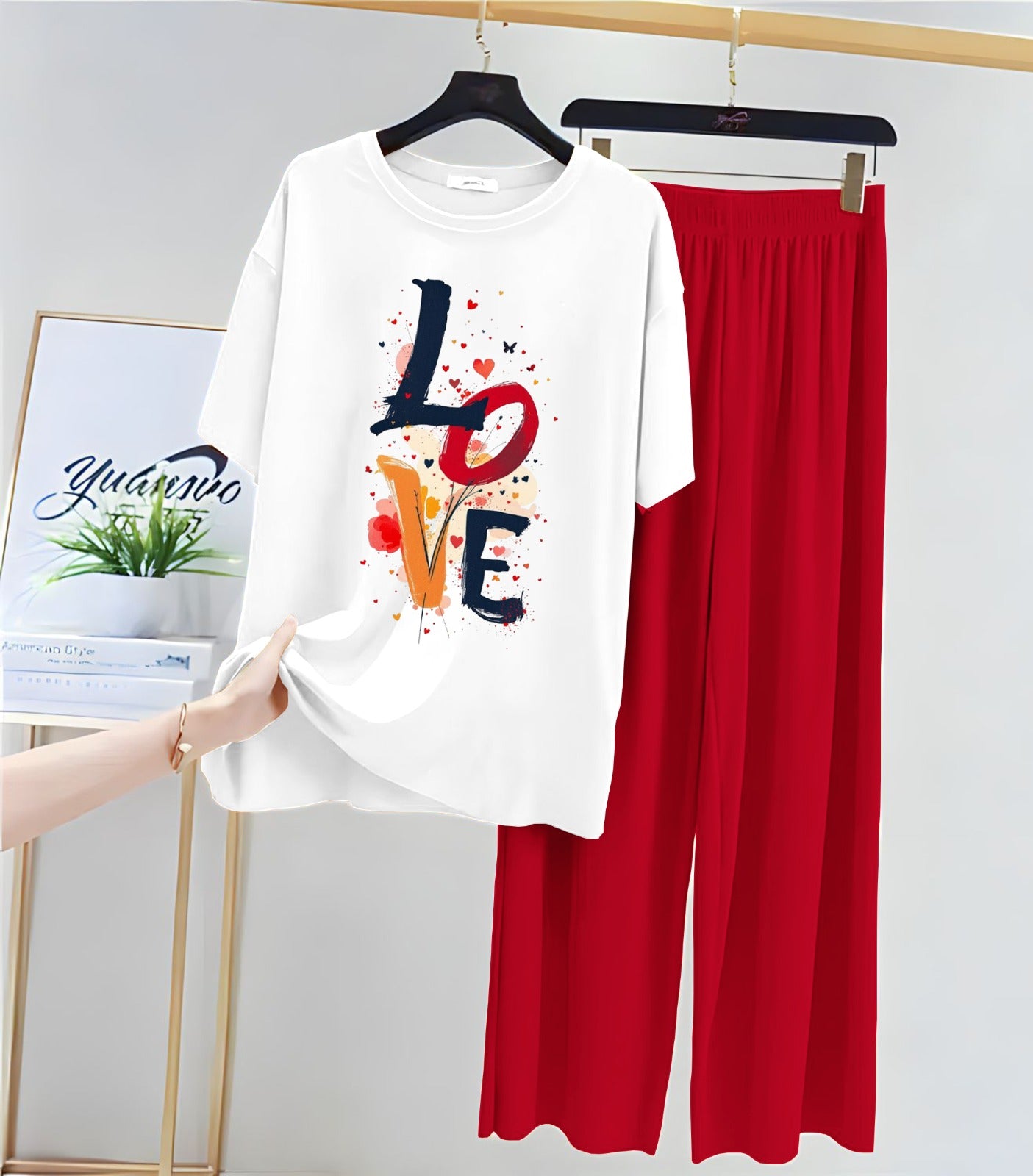 Printed Lounge Wear Night Suits for Girls and Womens