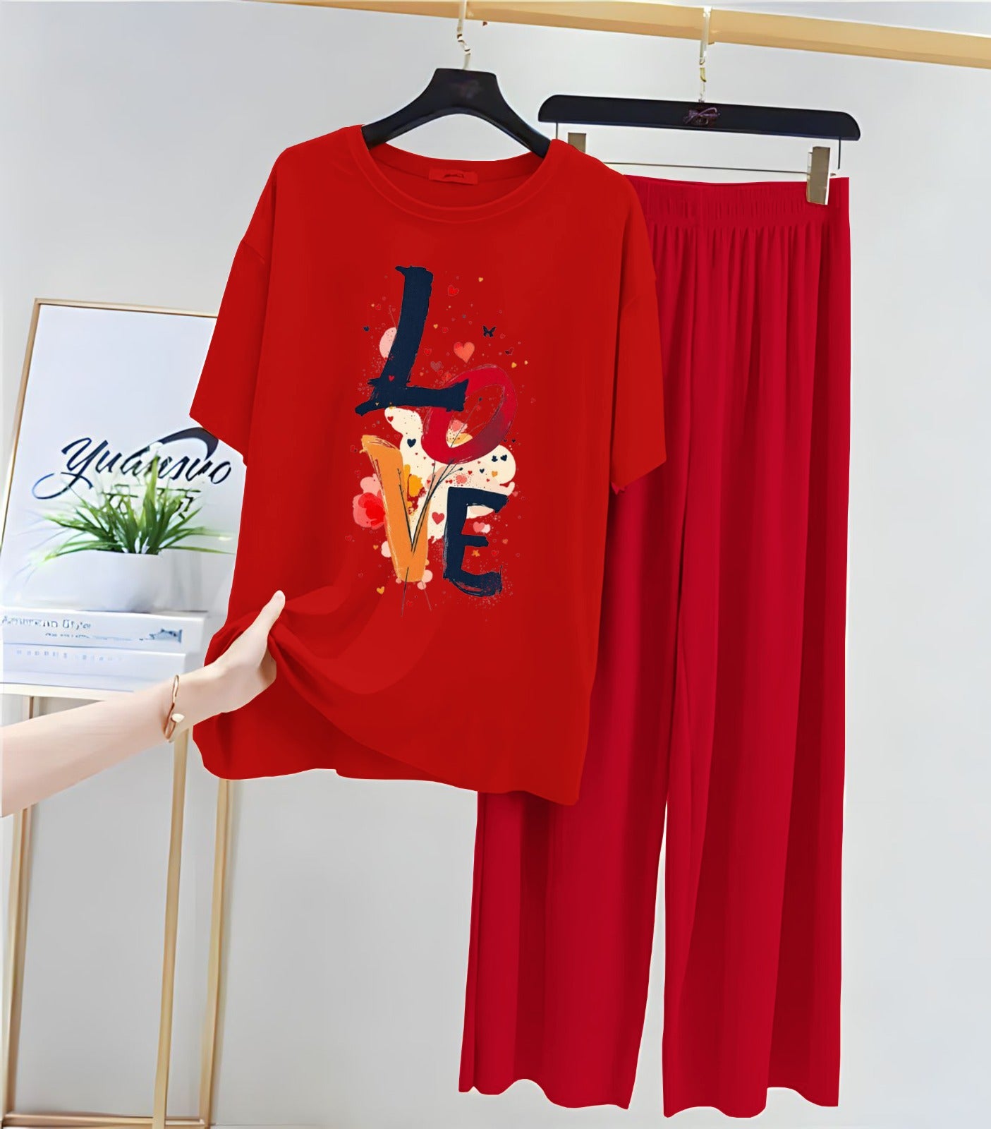 Printed Lounge Wear Night Suits for Girls and Womens