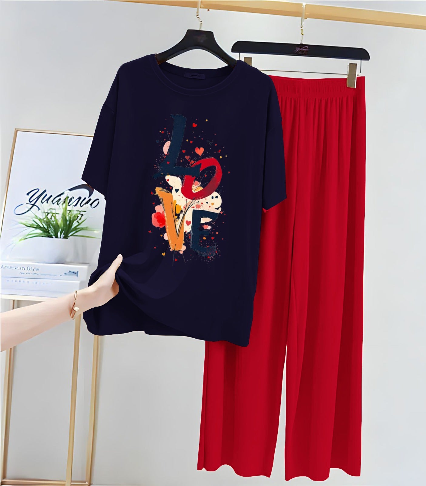 Printed Lounge Wear Night Suits for Girls and Womens